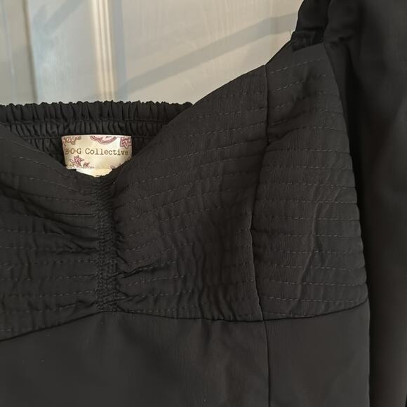 Bang of Gypsies Collective NWT Black long Sleeves Top with smocked back. - Picture 5 of 8